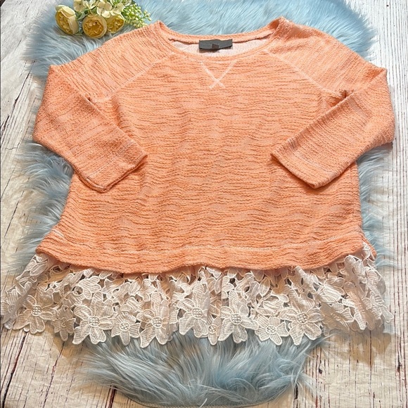 Anthropologie Sunday in Brooklyn Peach White Lace Hem Top sz s - Picture 1 of 9